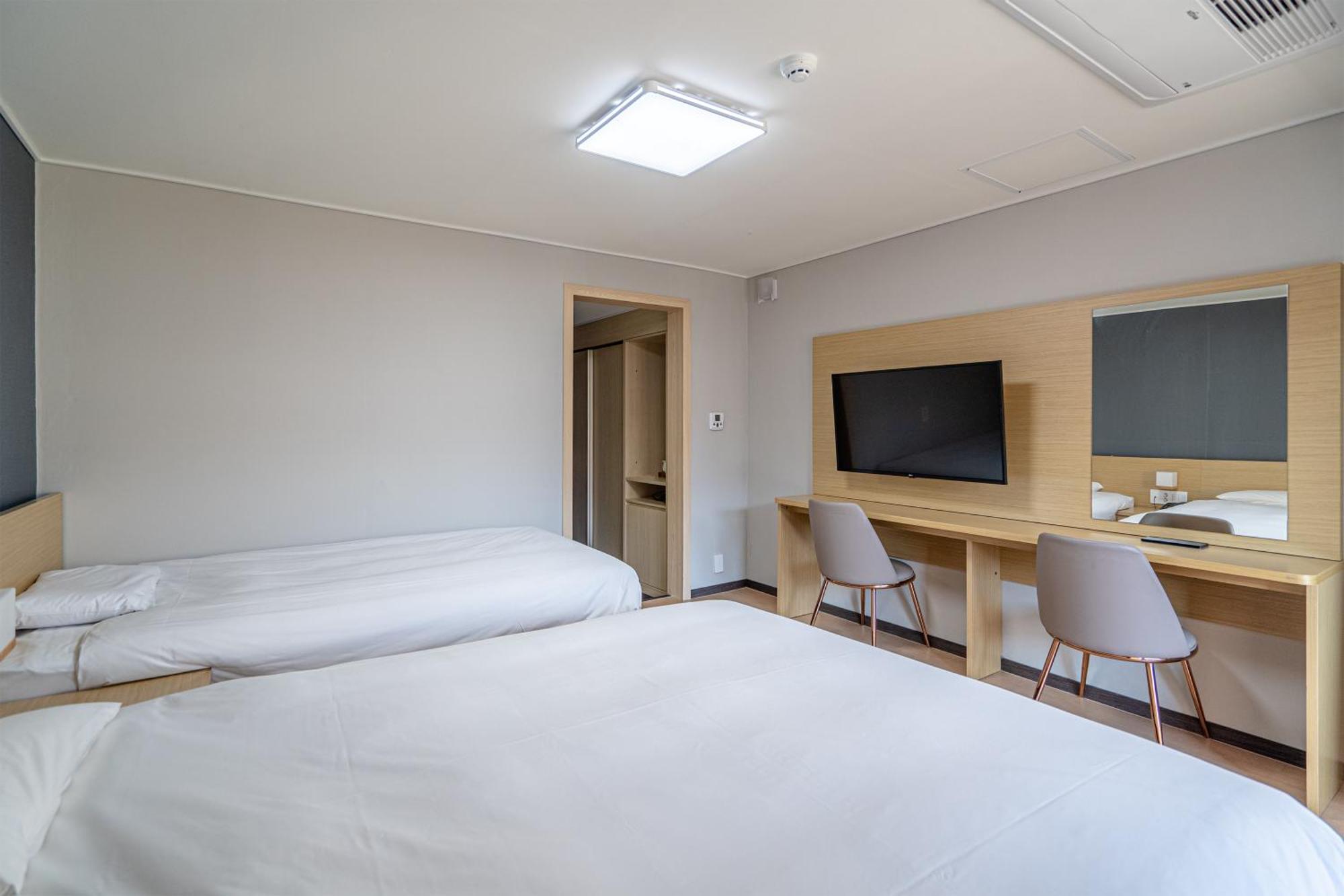 Cheongpung Resort Jecheon Bagian luar foto