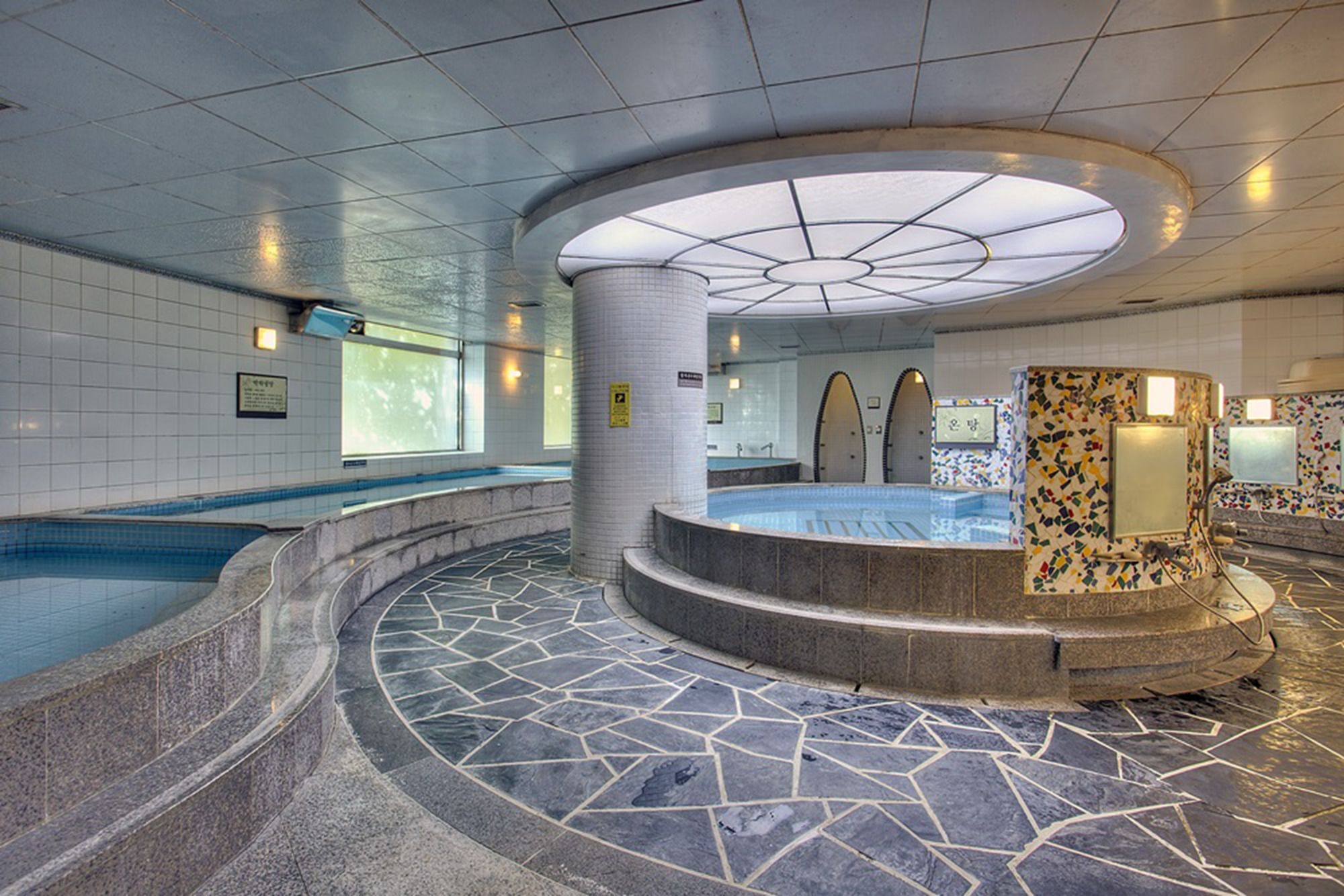 Cheongpung Resort Jecheon Bagian luar foto